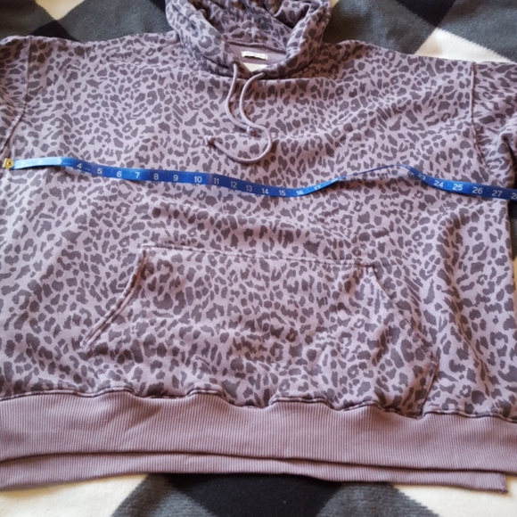 American Eagle Jegging Hoodie Never Worn! - Picture 7 of 7